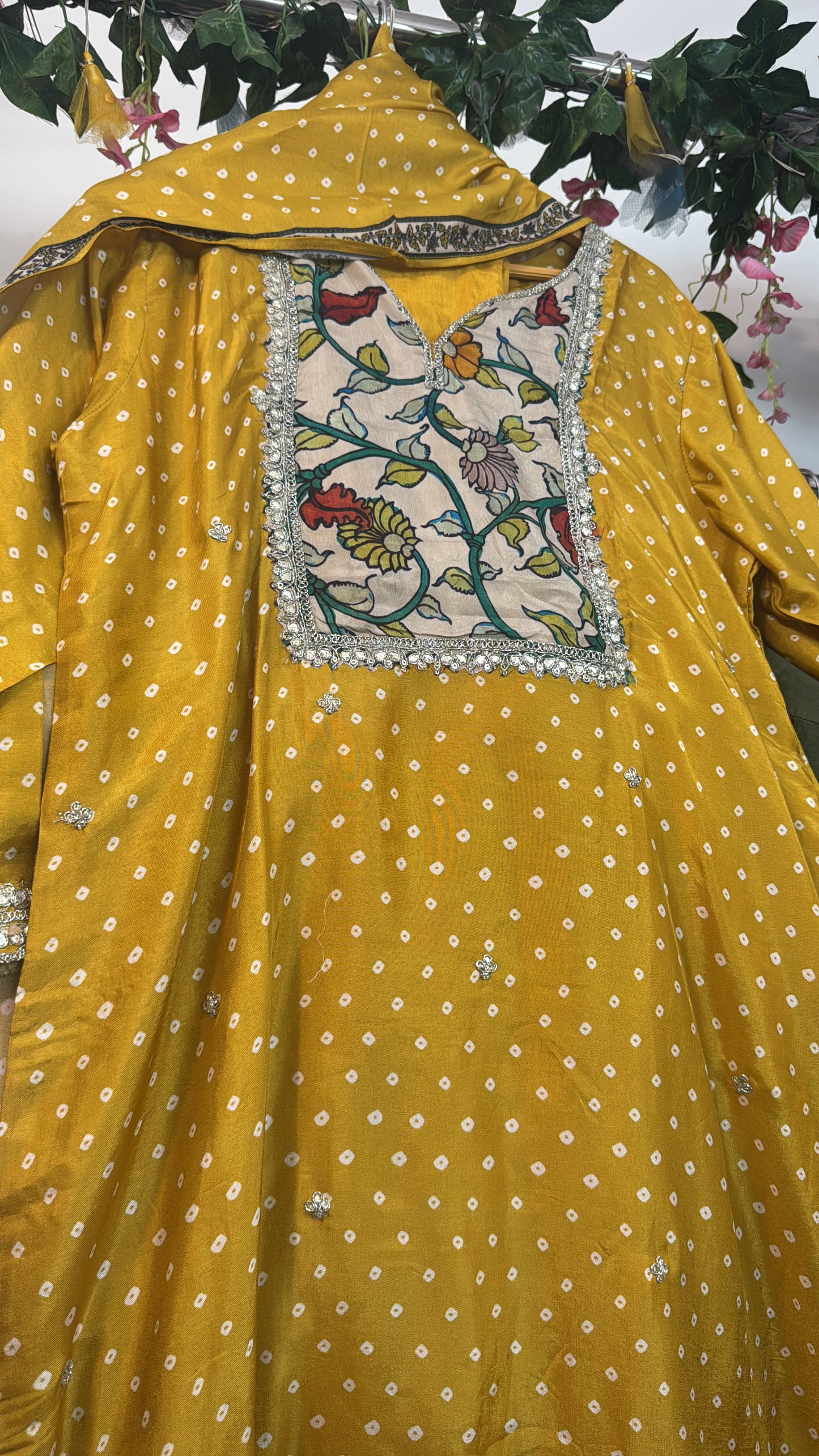 Yellow Bandhani Kamkari silk suit