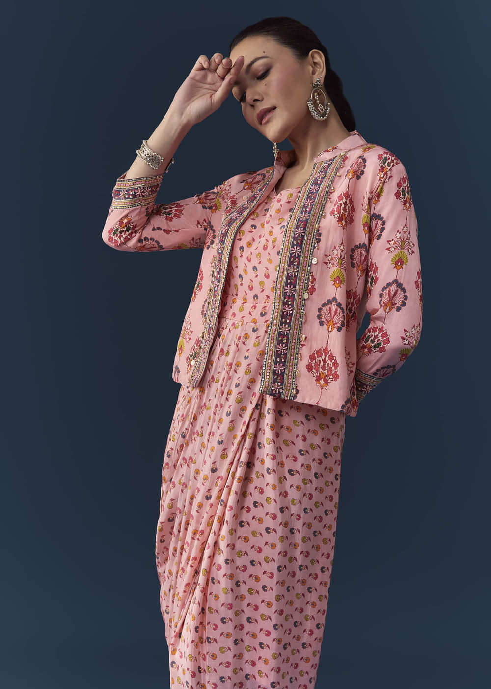 Jacket with single dress in crepe fabric