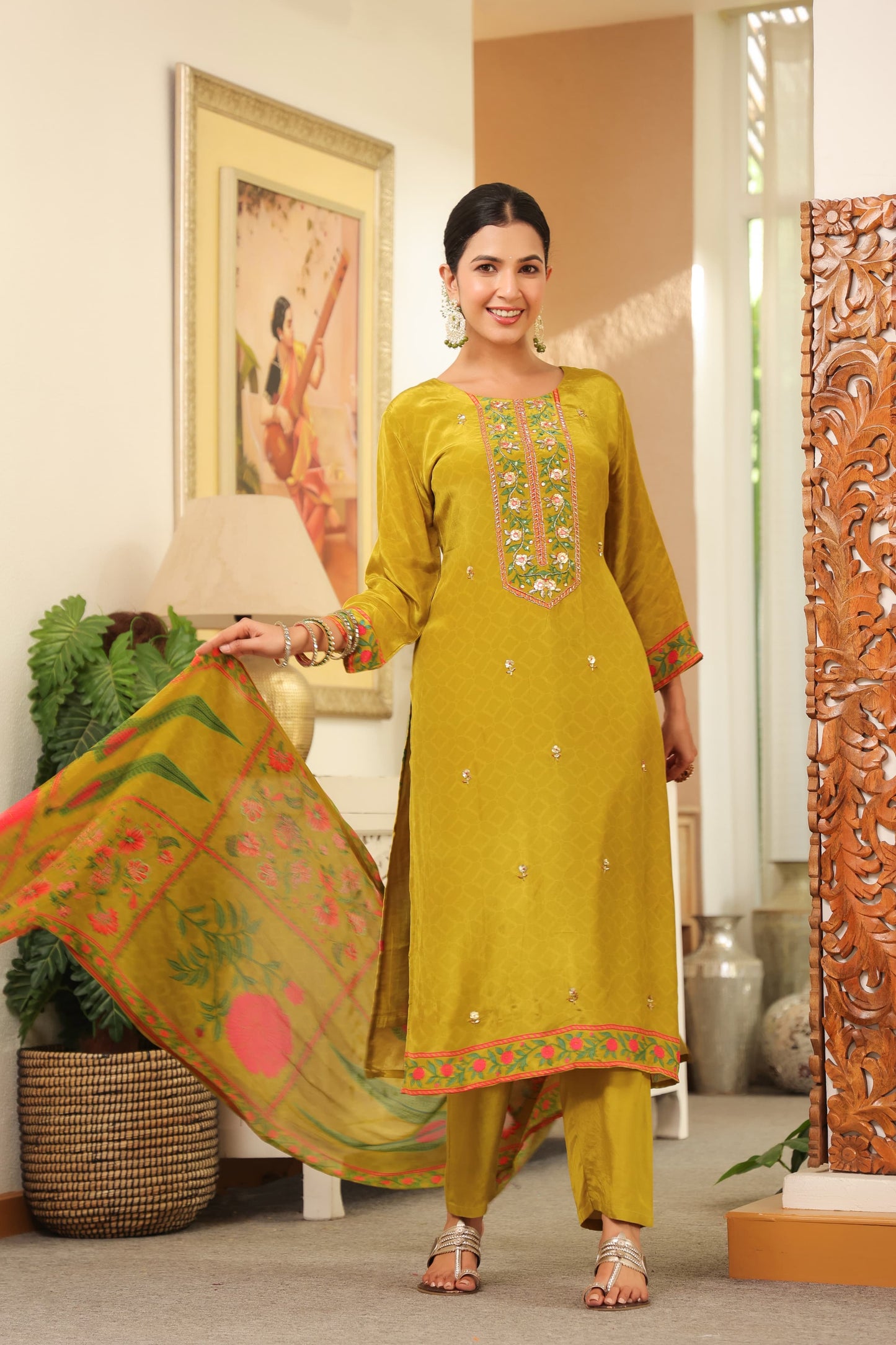 Green pure crepe suit with chiffon Dupatta and muslin pants