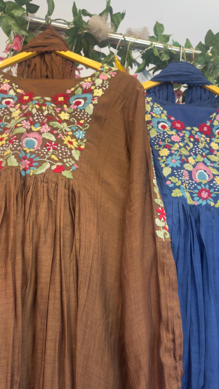 Full sleeves mul chandari suit