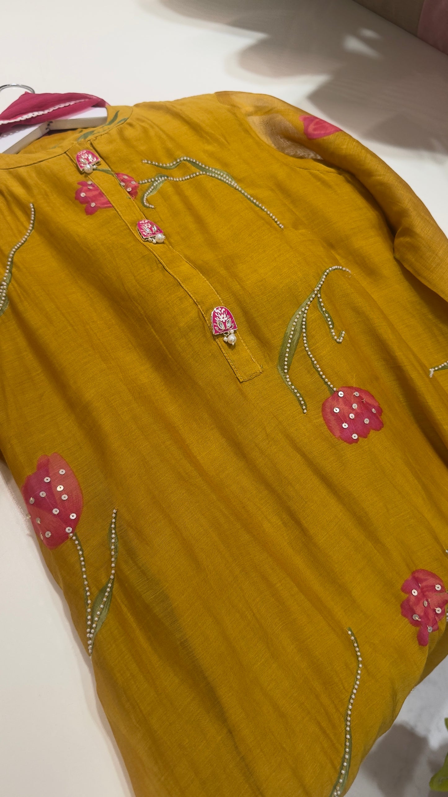 Neon shades classy flower print with hand work detailing in pure mul chandari kurta with chiffon dup and cotton pants