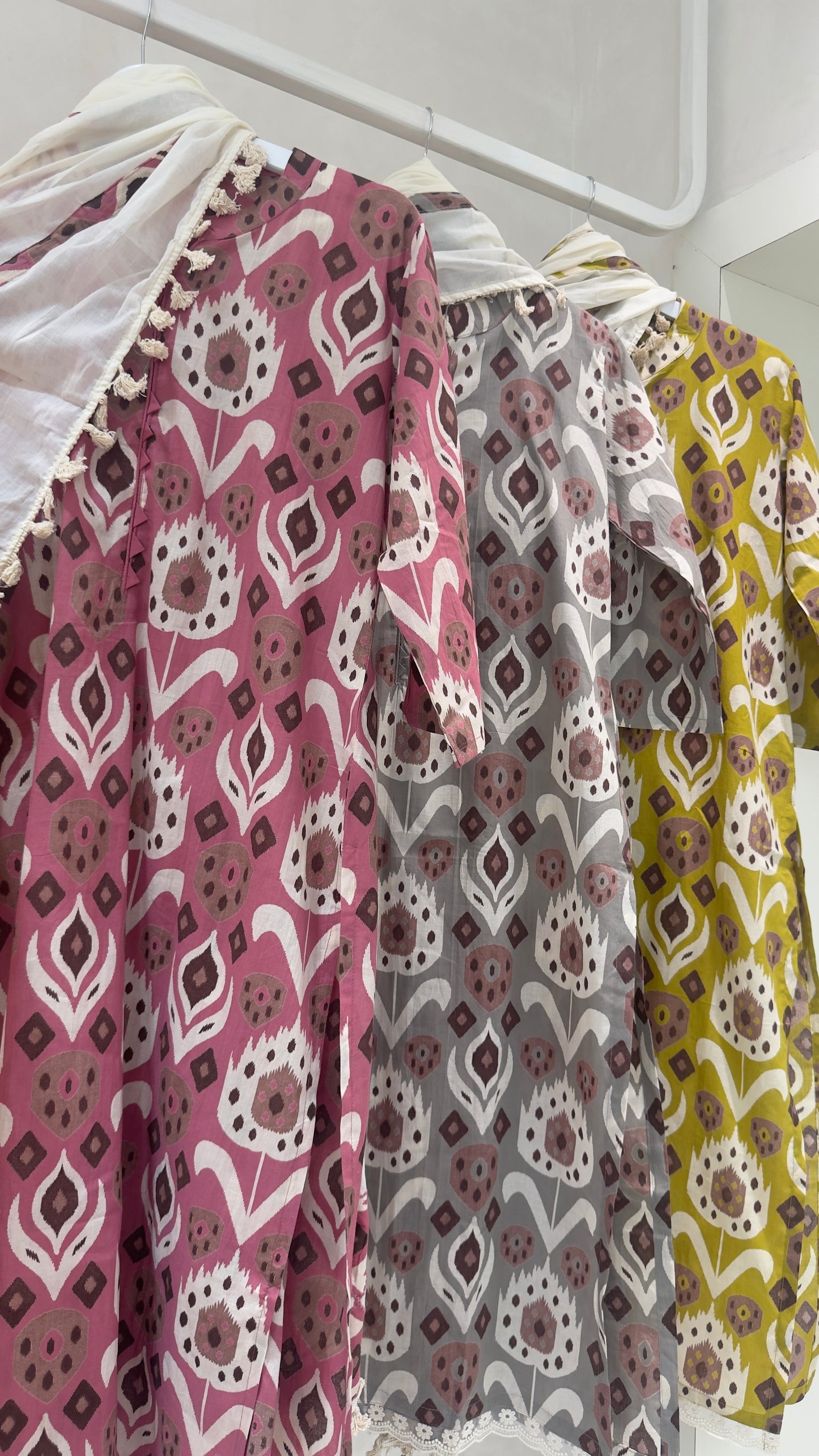 Ikkat cotton suit with beautiful dup with appliqué detailing paired with pants