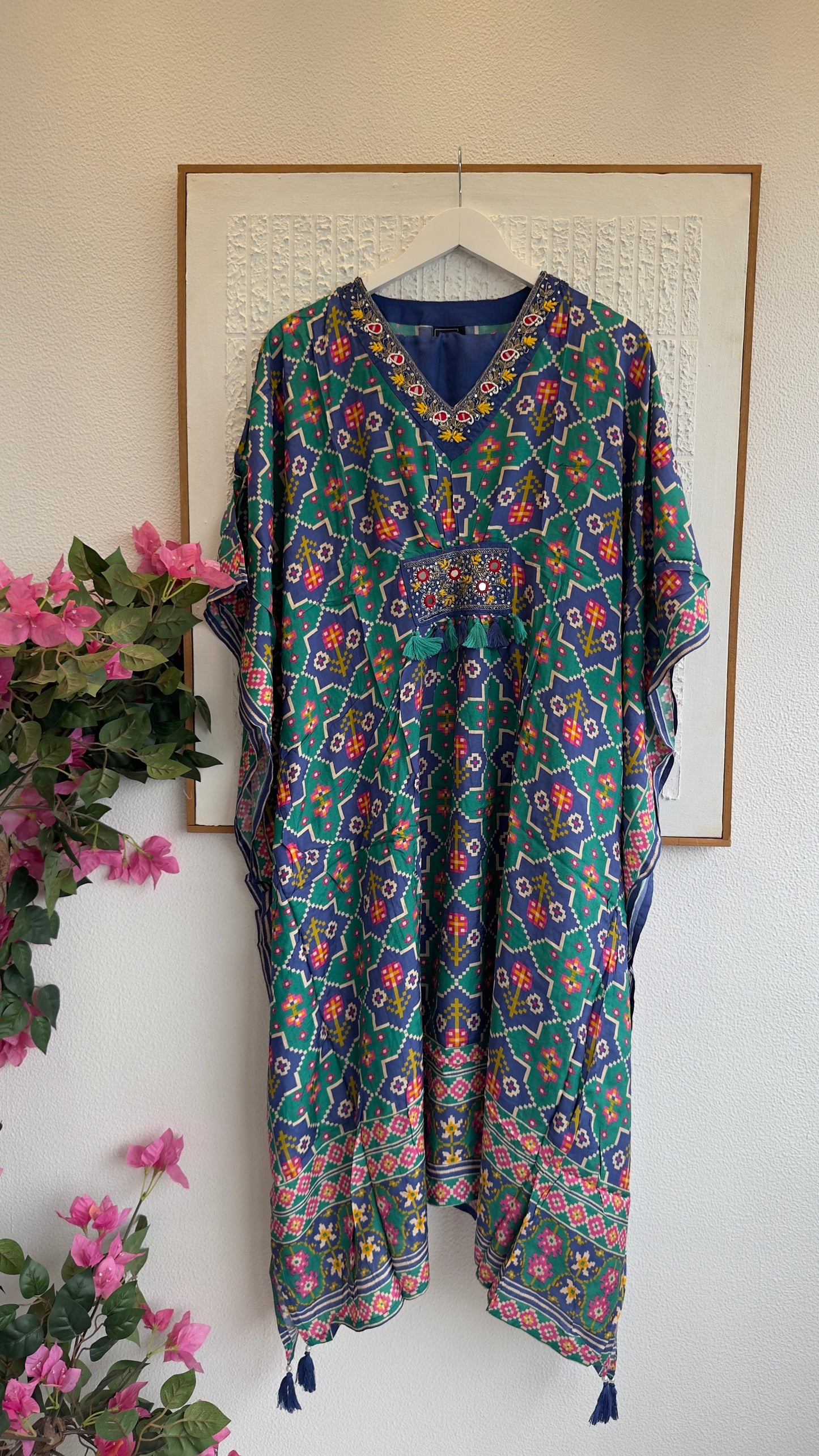 Muslin Patola kaftan set with Santoon straight bottom