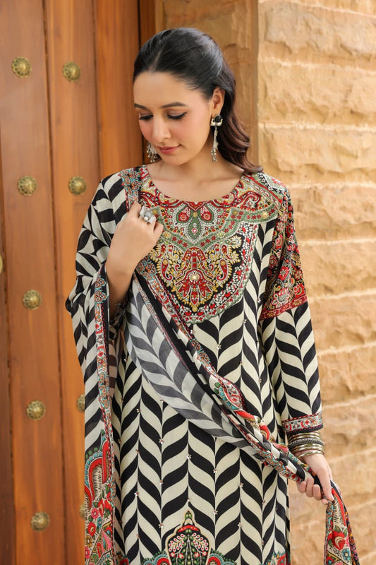 Black Gomertical print crepe kurta pants with chiffon Dupatta